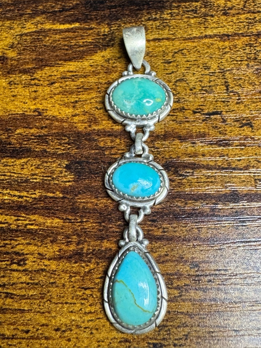 Sierra Bella Turquoise Triple-Drop Pendant - Sterling Silver P562